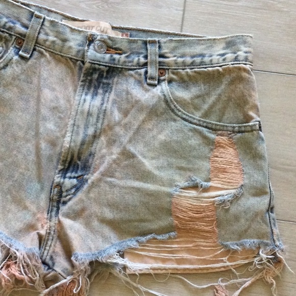 LEVI’S :: SHORTS - Picture 3 of 16